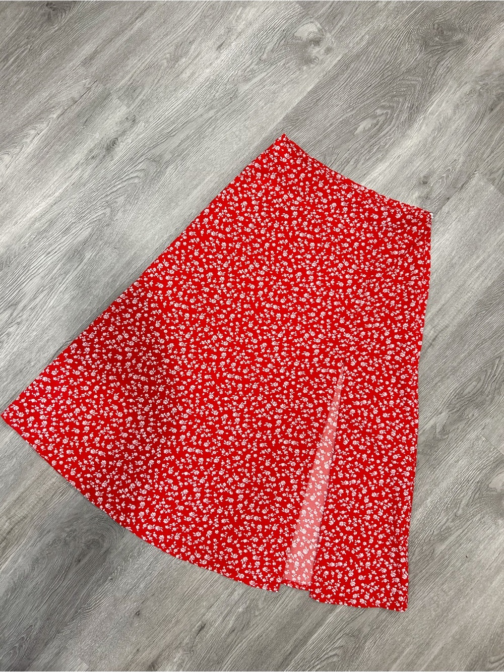 SHEIN Red Floral A-Line Midi Skirt with White Print